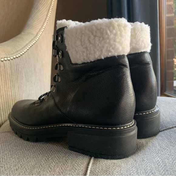 Bernardo Hiker Boots. Women size 7.5 - Picture 5 of 6